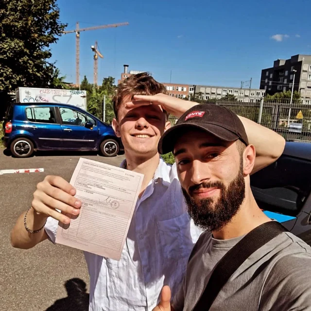 Herzlichen Glückwunsch zum Führerschein wünscht dir dein Fahrschule Next Team 💯💯🔥🔥🎉🎉🥳🥳